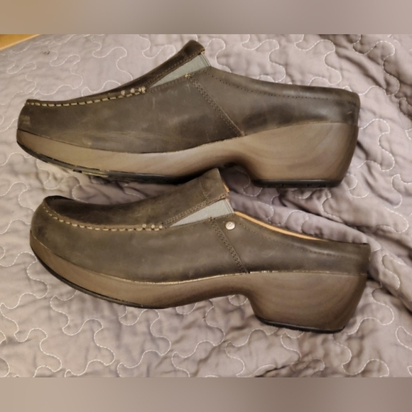 4eur sole womens rkh223 size 9 clog style shoe. - Picture 4 of 7